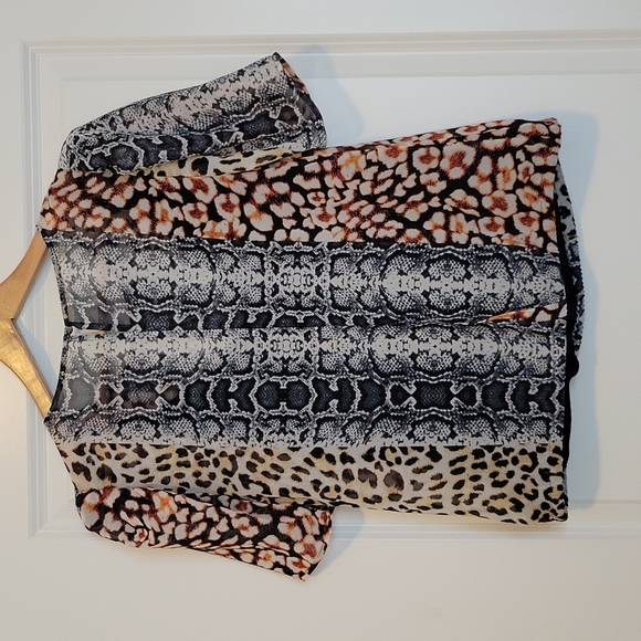 Express mixed animal print open back top - Picture 5 of 7